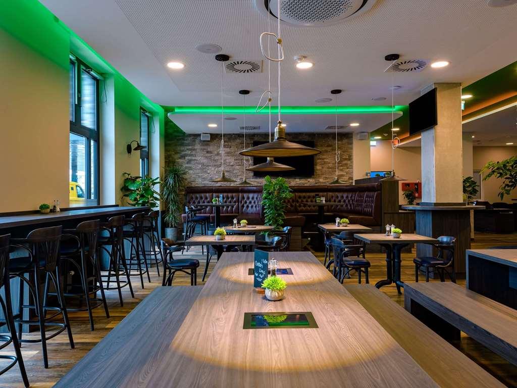 Ibis Styles Kiel City レストラン 写真